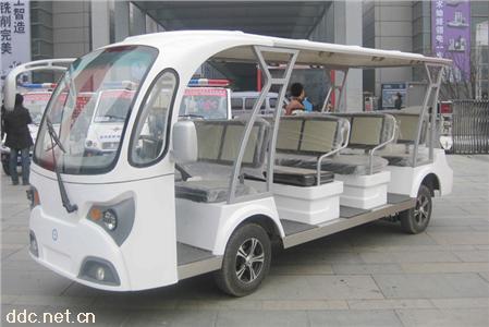 凯驰11座白色景区电动观光车
